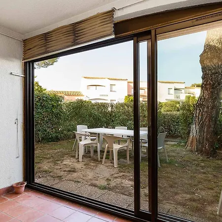 Port Lano By Interhome Apartamento